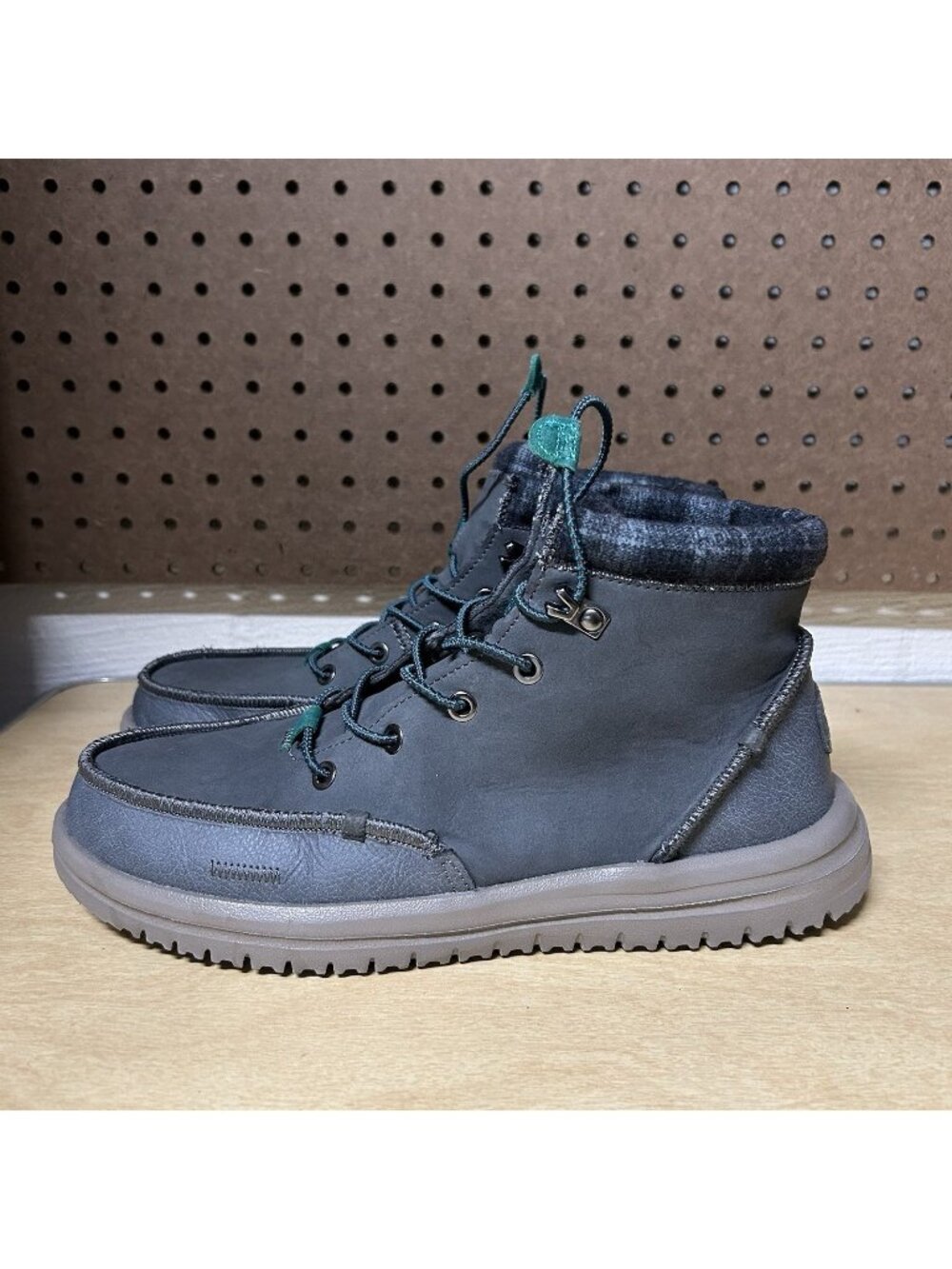 Hey Dude Bradley Classic Charcoal Gray Size 9 Slip On Shoes Boots